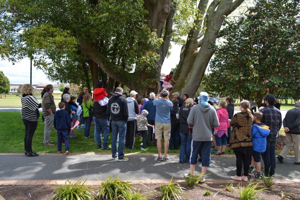 Children’s Garden Tours - Walk one