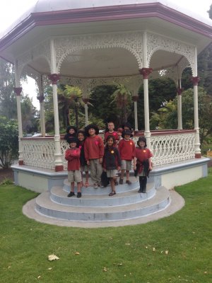 Kids enjoying Rotorua Museum Amazing Race