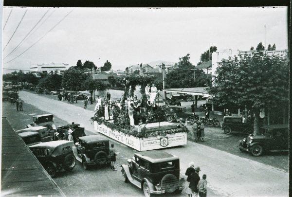 Carnival float in Santa Parade